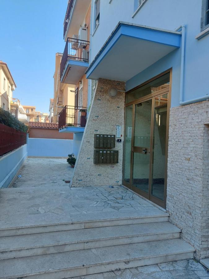 T&M Apartment Ladispoli Exterior photo